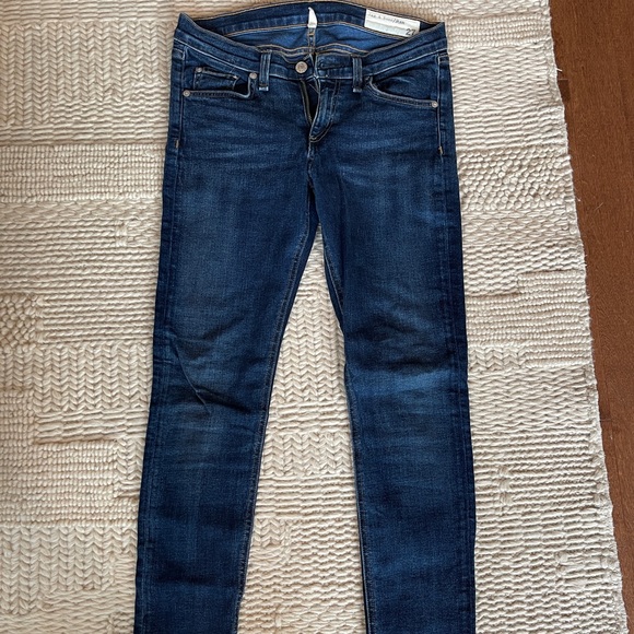Rag and Bone mid rise skinny Jean - Picture 2 of 3